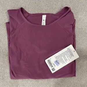 Lululemon lightweight stretch short sleeve shirt